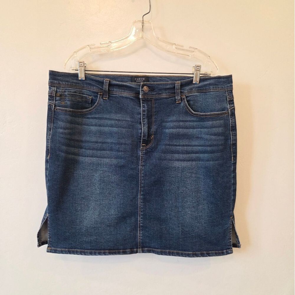 Curve Appeal Denim Midi Skirt Size 16/33 Blue Knee Length Americana Country
